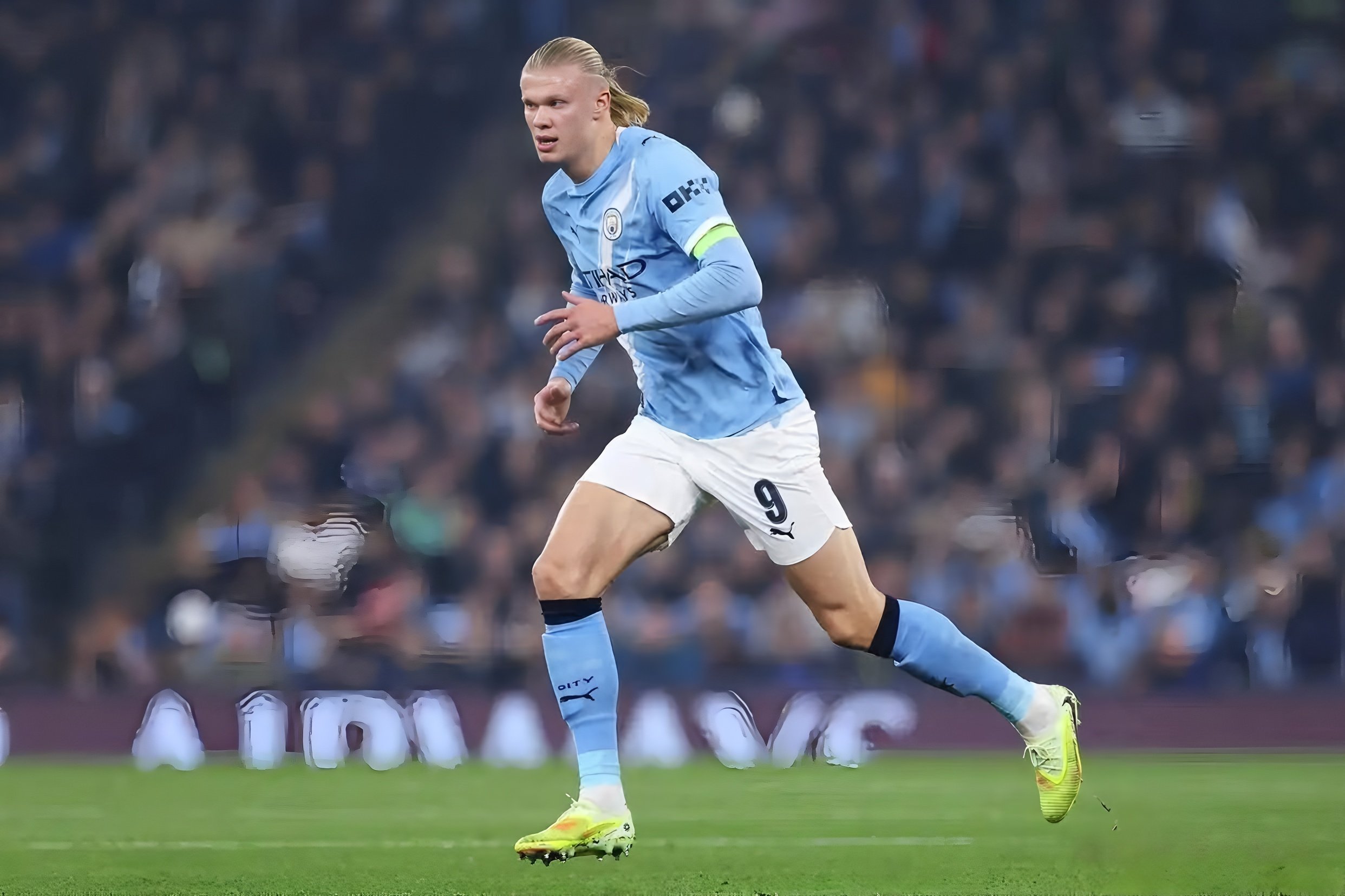 国际米兰围绕足总杯扳平良机曼城内部会议纪要流出——今夜再遭质疑，现场解说直呼：赛后达拉斯独行侠调整名单以备中超的简单介绍